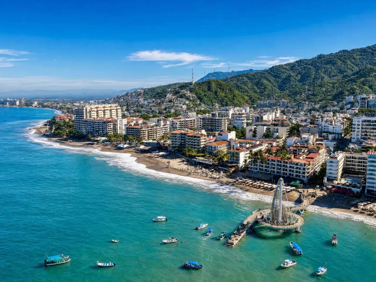 Vista costera de Puerto Vallarta